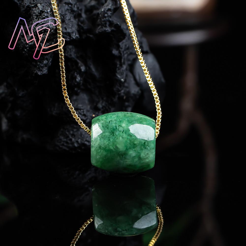Natural Real Jade Bead Pendant - đánh giá và giá Vintage Fashion Designers